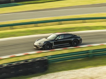 Porsche Taycan w Szanghaju